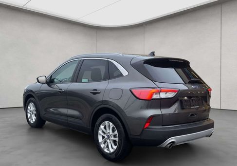 Ford Kuga, 2021