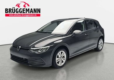 Volkswagen Golf, 2022