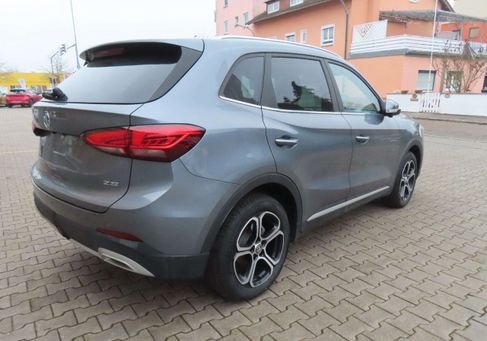 MG ZS, 2025