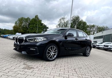 BMW 120, 2023