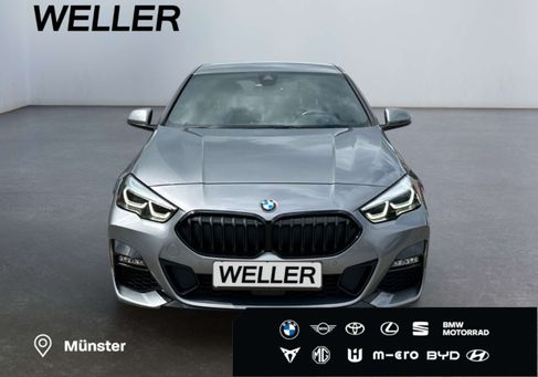 BMW 218, 2021