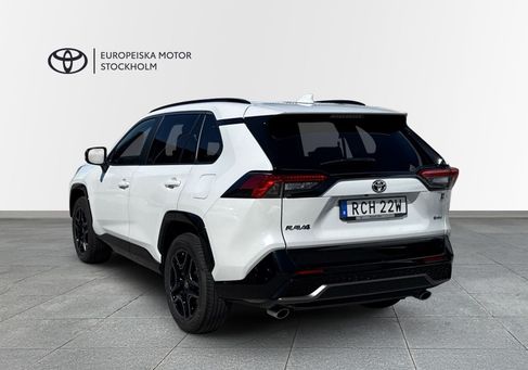 Toyota RAV 4, 2025