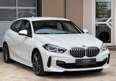 BMW 118, 2022