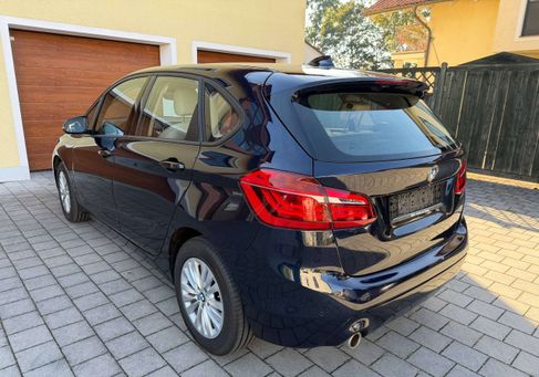 BMW 218, 2019 3