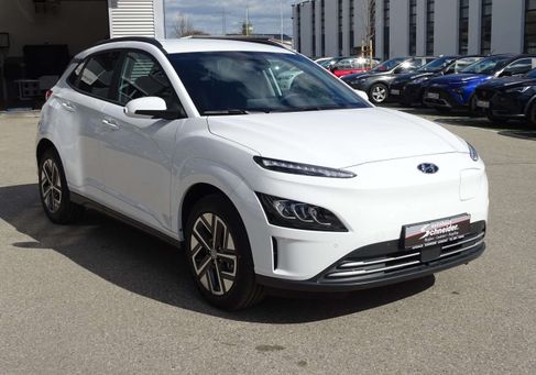 Hyundai Kona, 2023 3
