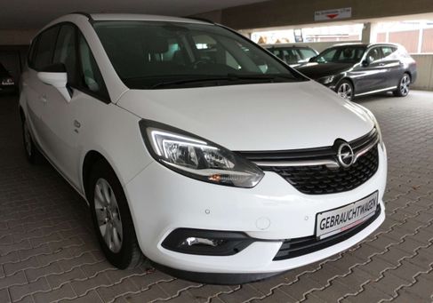Opel Zafira, 2017