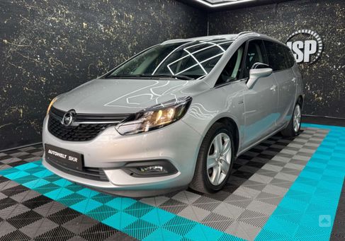 Opel Zafira, 2018