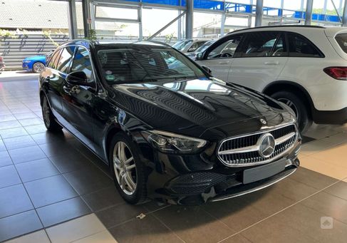 Mercedes-Benz C 180, 2022
