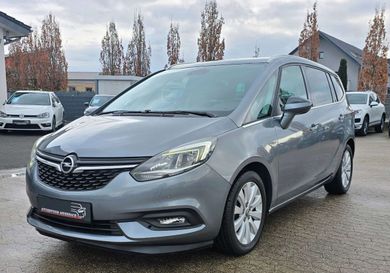 Opel Zafira, 2017