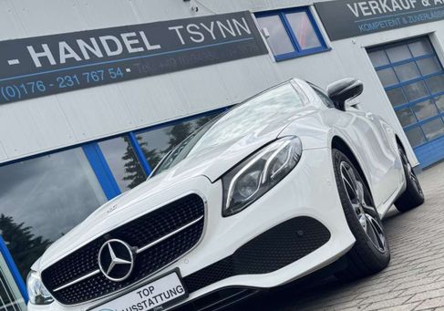 Mercedes-Benz E 300, 2018 3