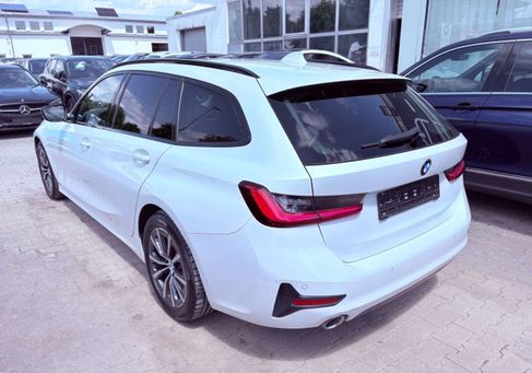 BMW 320, 2019