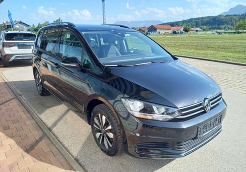 Volkswagen Touran, 2025 3