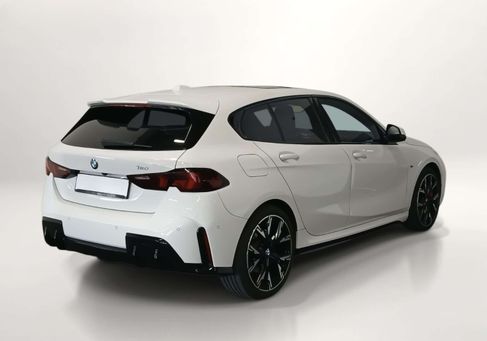 BMW 120, 2025