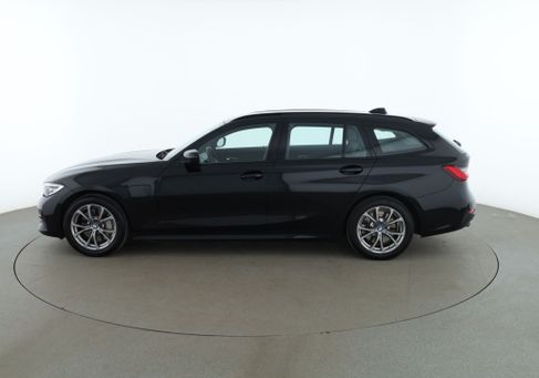 BMW 330, 2021