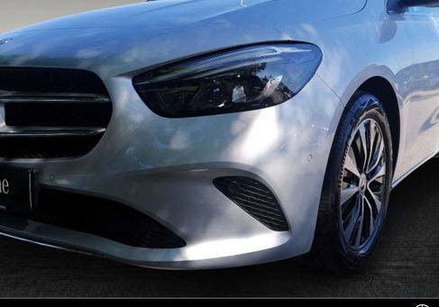 Mercedes-Benz B 200, 2022