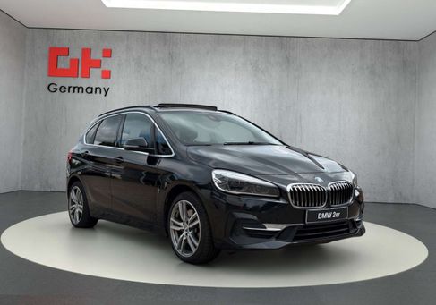 BMW 225, 2018
