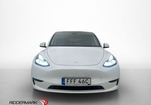 Tesla Model Y, 2021