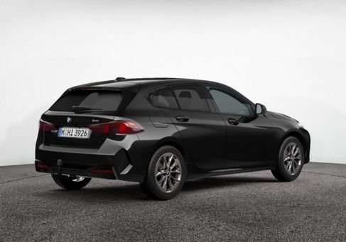 BMW 120, 2025