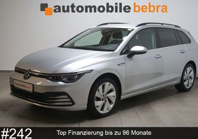 Volkswagen Golf, 2022