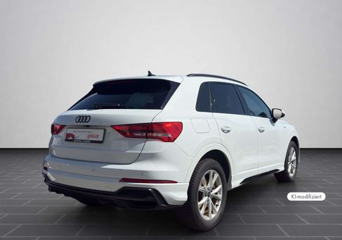 Audi Q3, 2022 2