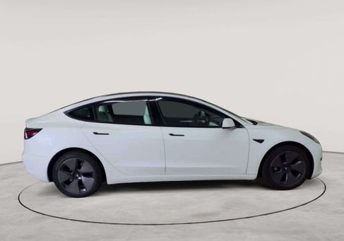 Tesla Model 3, 2021 3