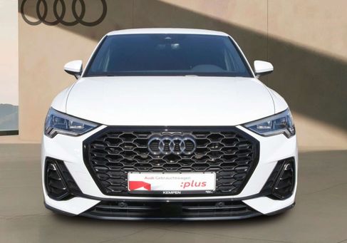 Audi Q3, 2022
