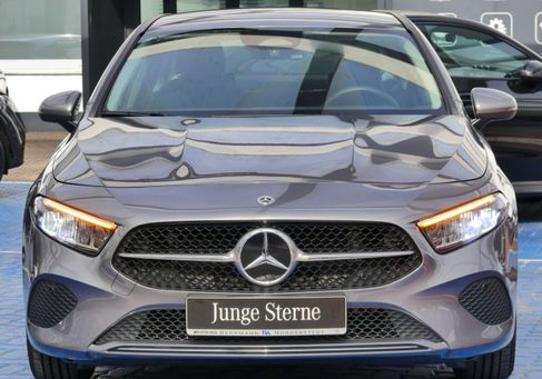 Mercedes-Benz A 180, 2025