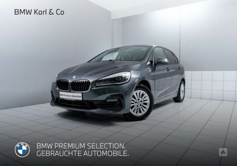 BMW 218, 2021