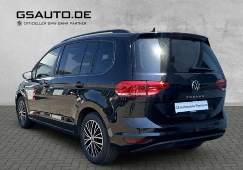 Volkswagen Touran, 2024 3
