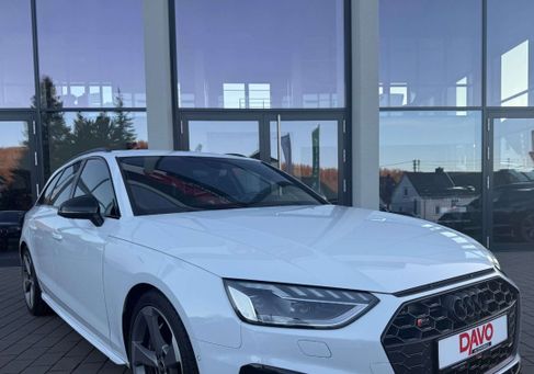 Audi S4, 2022
