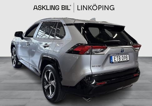 Toyota RAV 4, 2025 2