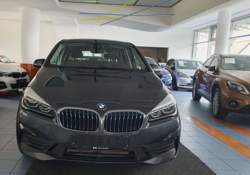 BMW 225, 2019