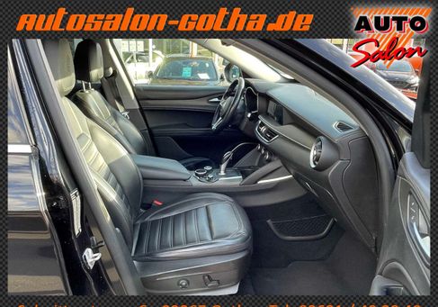 Alfa Romeo Stelvio, 2019 3