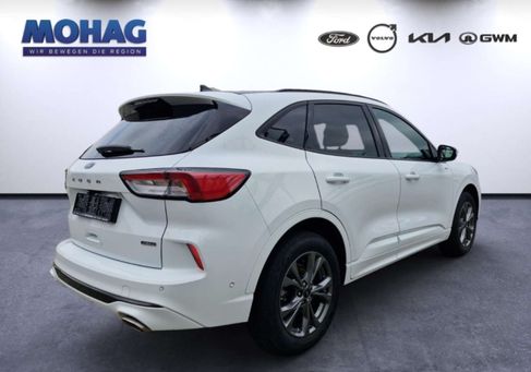 Ford Kuga, 2022