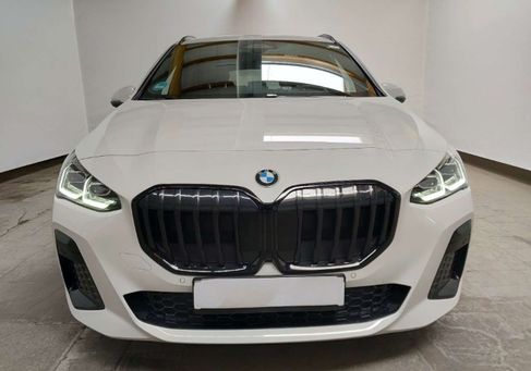 BMW 218, 2025
