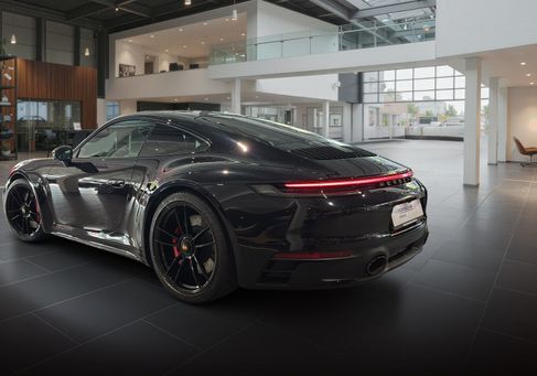 Porsche, 2024