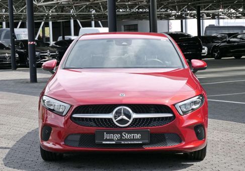Mercedes-Benz A 160, 2022