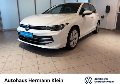 Volkswagen Golf, 2024