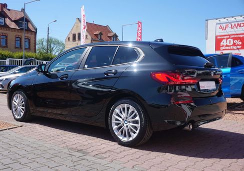 BMW 118, 2023