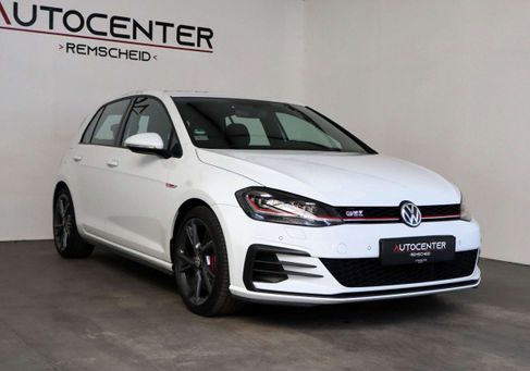 Volkswagen Golf, 2019 3