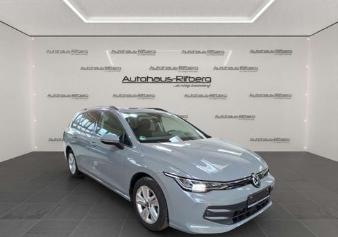 Volkswagen Golf, 2024