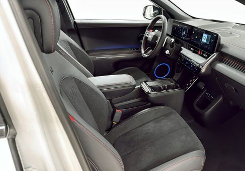 Hyundai IONIQ, 2026