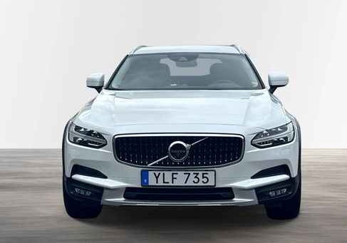 Volvo V90 Cross Country, 2017