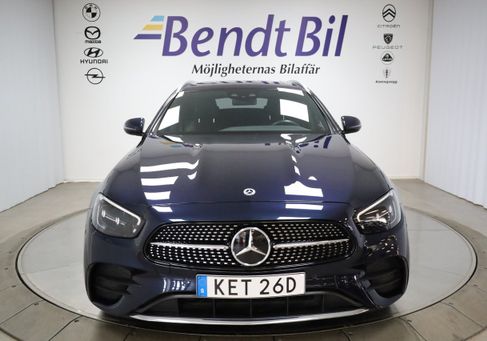 Mercedes-Benz E 300, 2023 2
