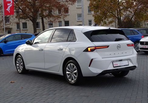 Opel Astra, 2024
