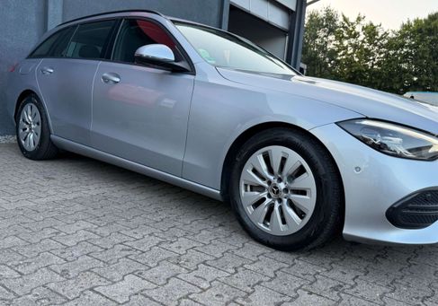 Mercedes-Benz C 200, 2023