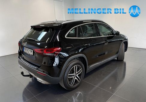 Mercedes-Benz GLA 250, 2021
