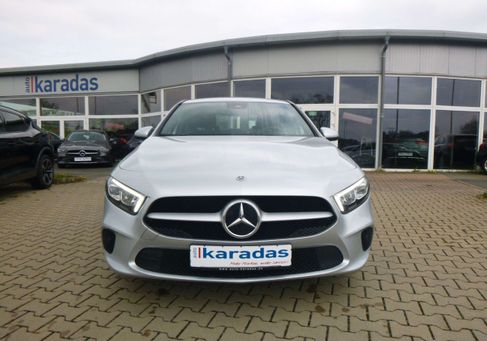 Mercedes-Benz A 180, 2022