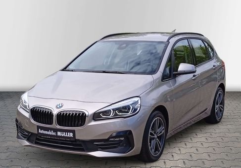 BMW 218, 2021 2