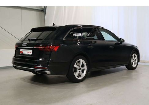 Audi A4, 2023